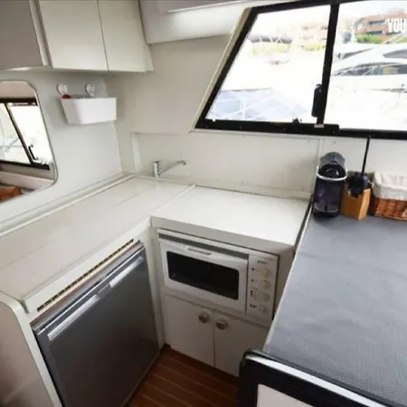 ספינת מלון Beautiful Boat