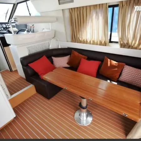 Bådhotel Beautiful Boat *